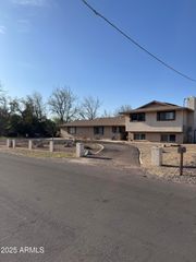 4332 W MONTE CRISTO Avenue W, Glendale, AZ 85306