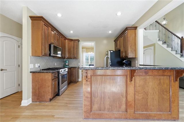 12229 Pine Valley Drive, Kansas City, KS 66109