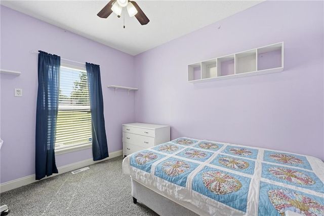 12229 Pine Valley Drive, Kansas City, KS 66109