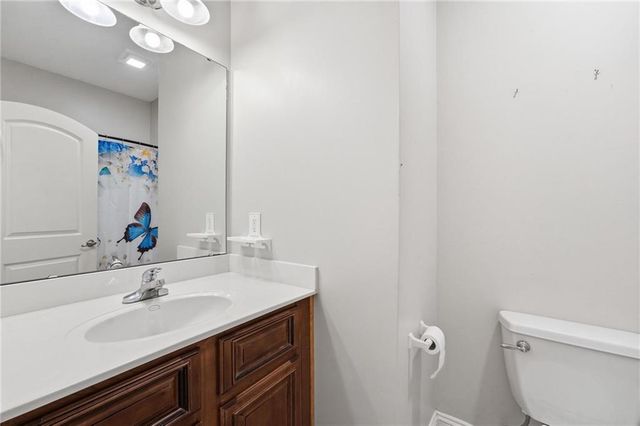 12229 Pine Valley Drive, Kansas City, KS 66109