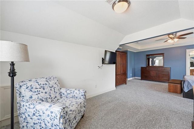 12229 Pine Valley Drive, Kansas City, KS 66109