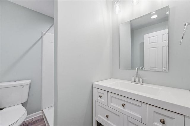 12229 Pine Valley Drive, Kansas City, KS 66109