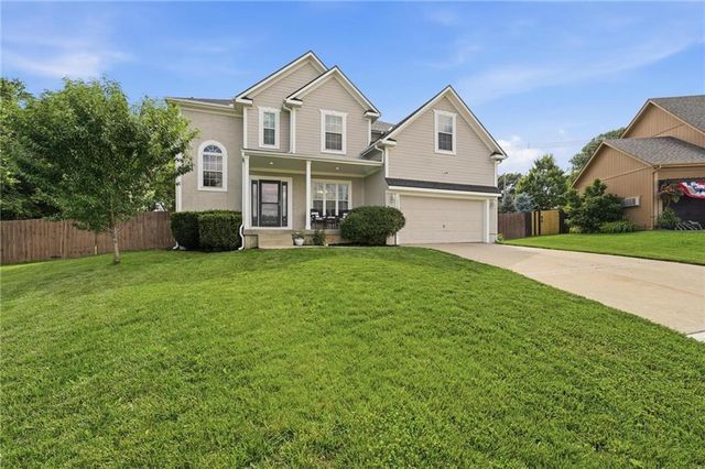 12229 Pine Valley Drive, Kansas City, KS 66109