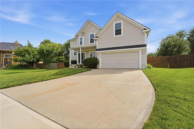 12229 Pine Valley Drive, Kansas City, KS 66109