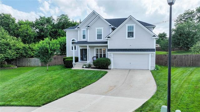 12229 Pine Valley Drive, Kansas City, KS 66109