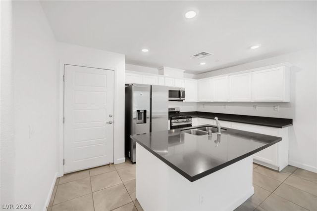 3509 Golden Chariot Avenue, Las Vegas, NV 89106