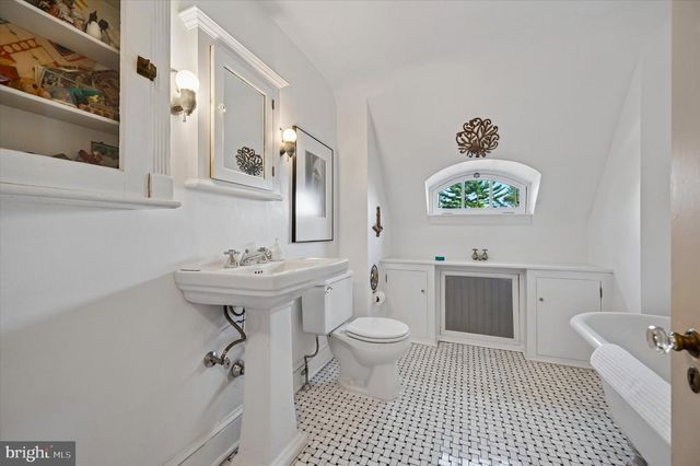 7906 RAMBLER RD, Elkins Park, PA 19027