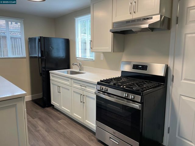 1848 Parkside Dr, Concord, CA 94519