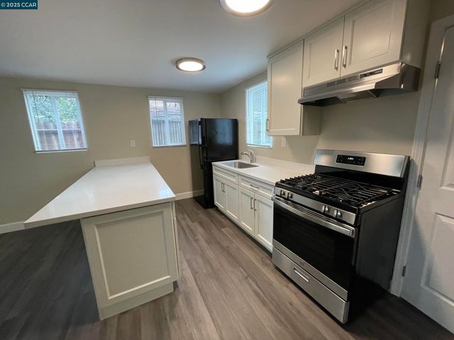 1848 Parkside Dr, Concord, CA 94519