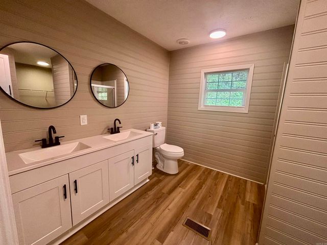 1401 Walmsley Road, Bald Knob, AR 72010