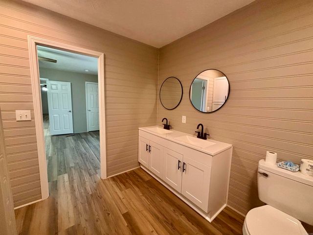 1401 Walmsley Road, Bald Knob, AR 72010