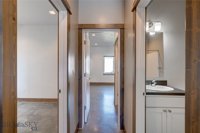 33 Intrepid Drive, Bozeman, MT 59718