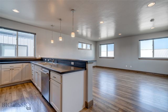 33 Intrepid Drive, Bozeman, MT 59718