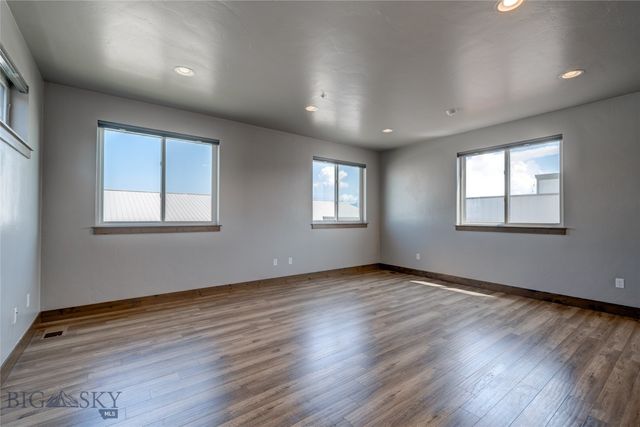 33 Intrepid Drive, Bozeman, MT 59718