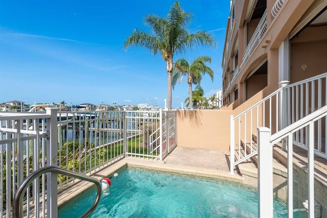 120 BRIGHTWATER DRIVE 1, Clearwater Beach, FL 33767