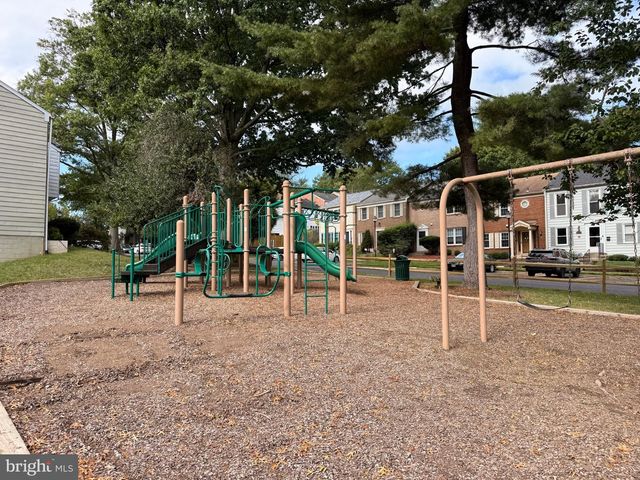 553 MONET DR, Rockville, MD 20850