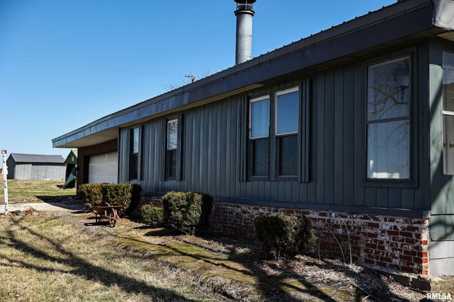 1165 250TH Street, Plymouth, IL 62367