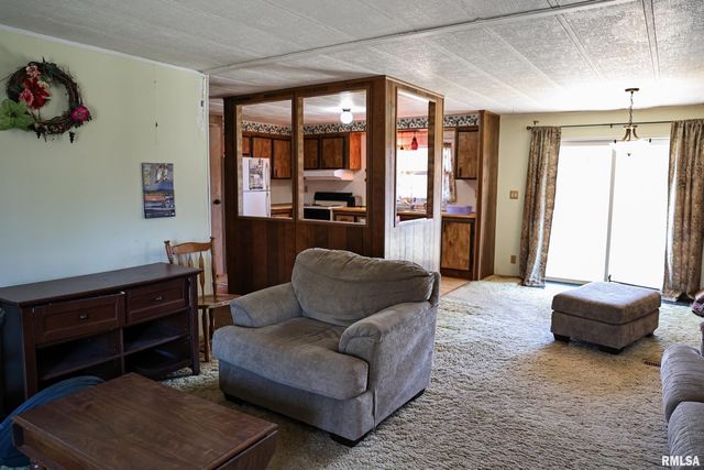 1165 250TH Street, Plymouth, IL 62367