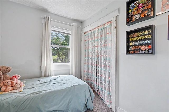 1748 E 800th Road, Lawrence, KS 66049