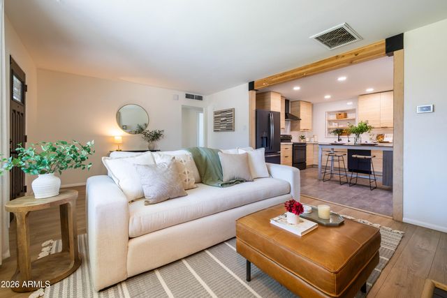 1834 N MITCHELL Street, Phoenix, AZ 85006