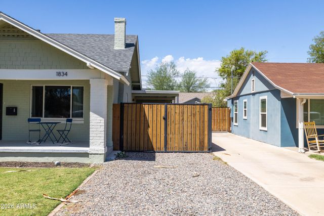 1834 N MITCHELL Street, Phoenix, AZ 85006
