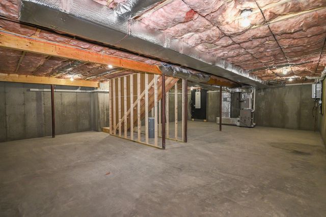 19 Mammoth Road, Hooksett, NH 03106