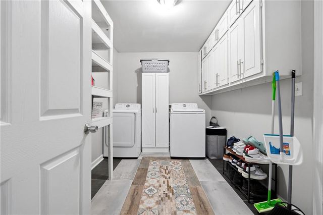 900 Stone Lea Trace, Oxford, GA 30054