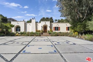 1487 Meadowcrest Circle, Corona, CA 92882