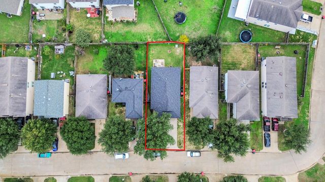 7327 Enchanted Creek Drive, Cypress, TX 77433