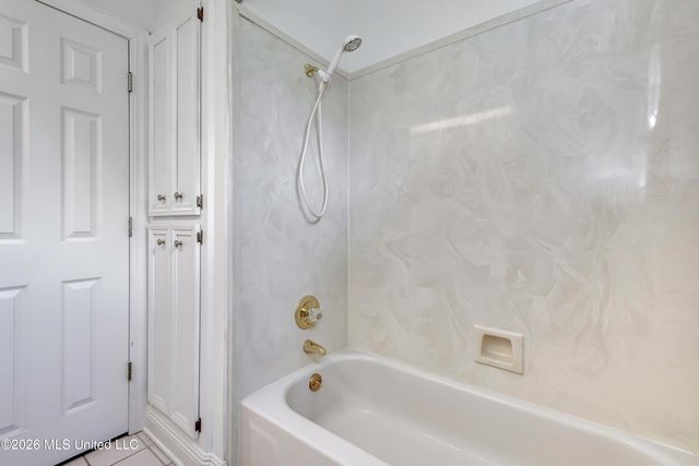 208 Azalea Court, Brandon, MS 39047