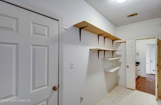 208 Azalea Court, Brandon, MS 39047