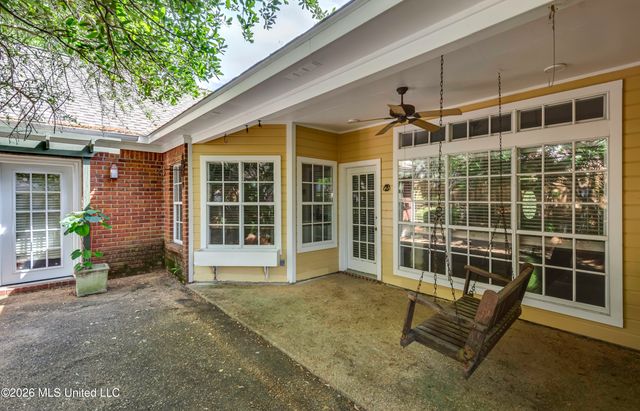 208 Azalea Court, Brandon, MS 39047