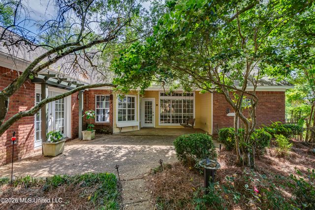208 Azalea Court, Brandon, MS 39047