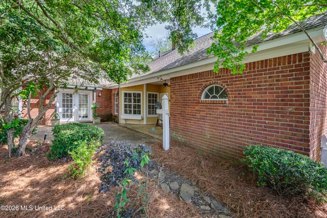 208 Azalea Court, Brandon, MS 39047