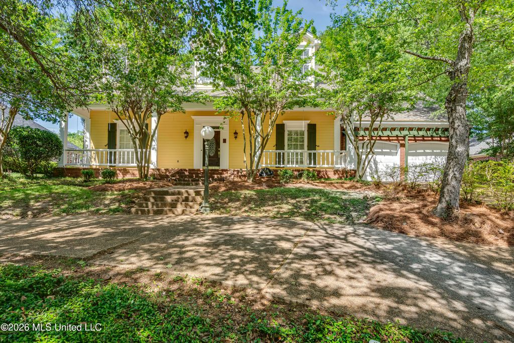 208 Azalea Court, Brandon, MS 39047