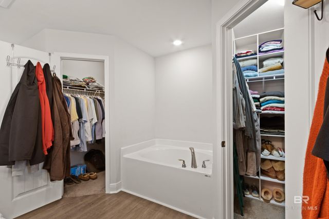 2464 Cherrywood Drive, Foley, AL 36535