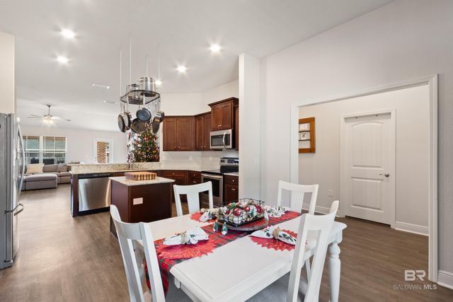 2464 Cherrywood Drive, Foley, AL 36535