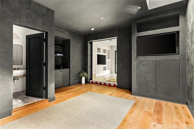 738 San Lorenzo, Santa Monica, CA 90402
