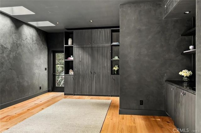 738 San Lorenzo, Santa Monica, CA 90402