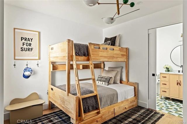 738 San Lorenzo, Santa Monica, CA 90402
