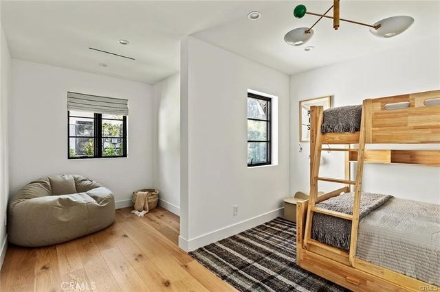738 San Lorenzo, Santa Monica, CA 90402
