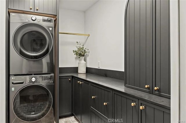 738 San Lorenzo, Santa Monica, CA 90402