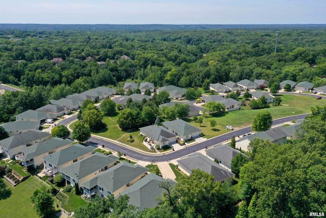 5727 W WOODBRIAR Lane, Peoria, IL 61615