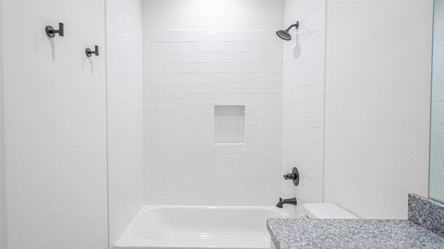 2222 Morningside Drive, Granbury, TX 76048