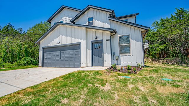 2222 Morningside Drive, Granbury, TX 76048