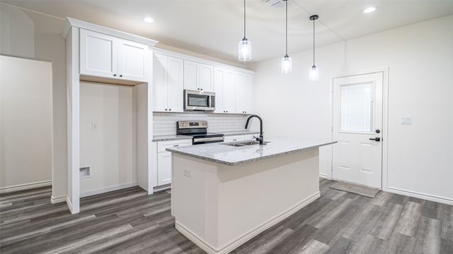 2222 Morningside Drive, Granbury, TX 76048