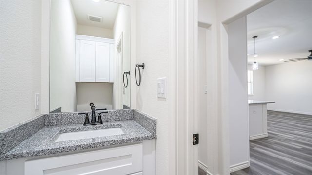 2222 Morningside Drive, Granbury, TX 76048