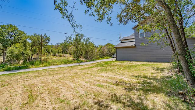2222 Morningside Drive, Granbury, TX 76048