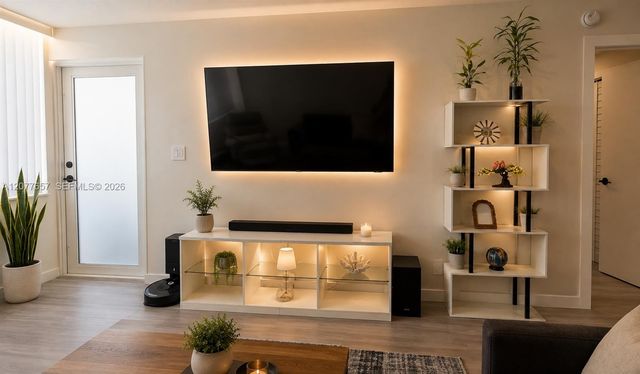 1801 S Ocean Drive 340, Hallandale Beach, FL 33009