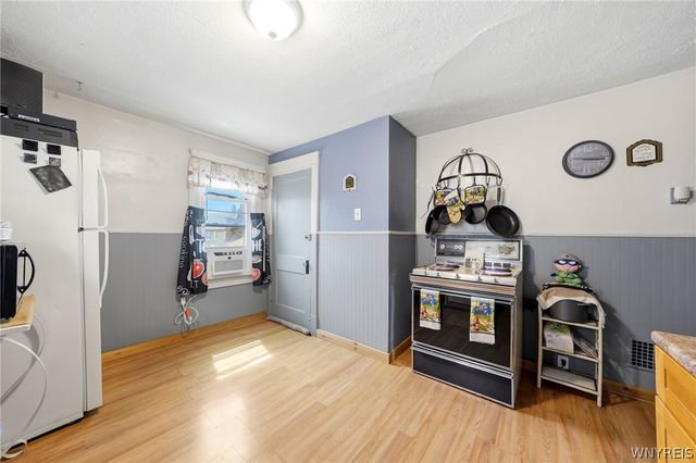 40 Ullman Street, Buffalo, NY 14207